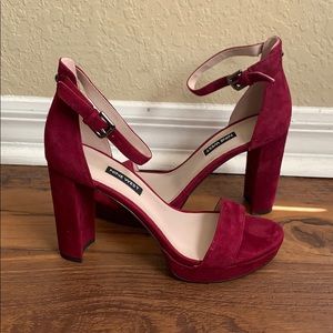 NIB Nine West Wine Dempsey Suede Sandal Heels